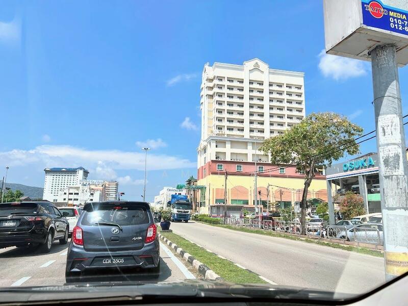 For Sale - Shop at Summit Mall Batu Pahat