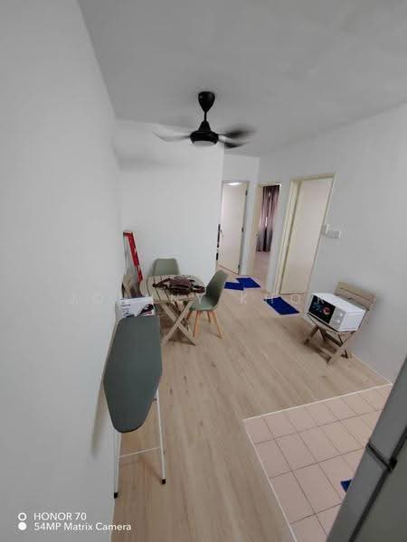 Kondominium untuk Disewa di Flora Damansara Flat - Johnny Khor - Living Room - PropertyGuru.com.my