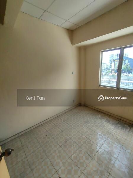 For Rent - Shop-office at Seri Kembangan