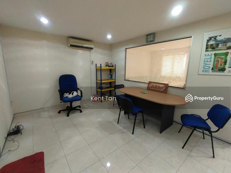 For Rent - Shop-office at Seri Kembangan