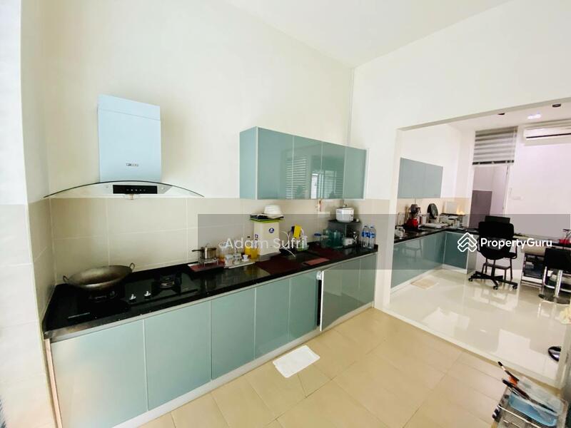 Untuk Dijual - (LIMITED UNIT) PRIVATE LIFT TRIPLE STOREY BUNGALOW TAMAN SRI GOMBAK HEIGHT