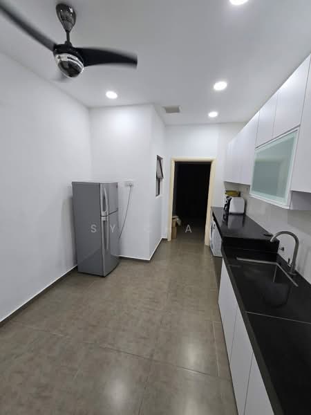 Semi-Detached House for Rent in Kota Kemuning (Shah Alam) - SY Chan - Kitchen - PropertyGuru.com.my