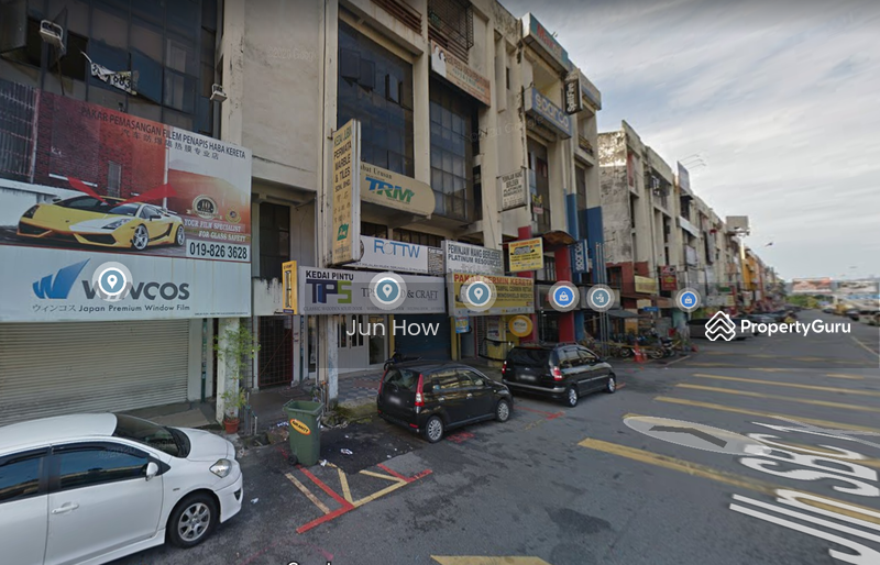 Jalan SBC Taman Sri Batu Caves (Facing Main Road) Level 2 Unit for Rent