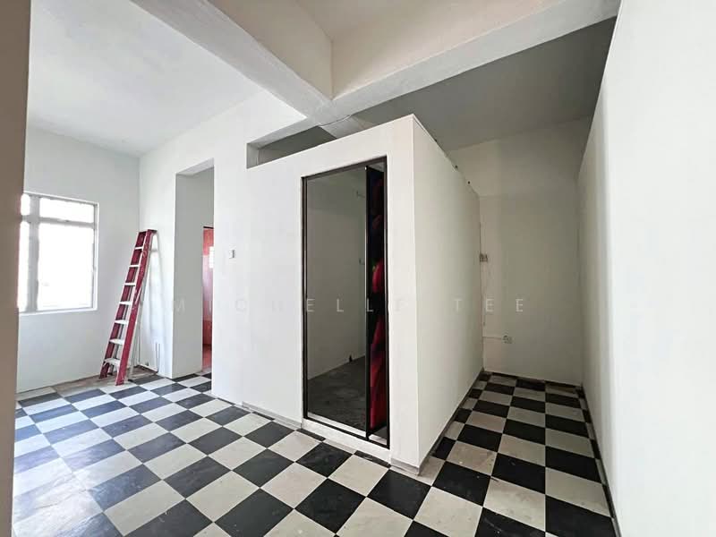 For Rent - 1st Floor Office @ Seksyen 23, Shah Alam For Rent