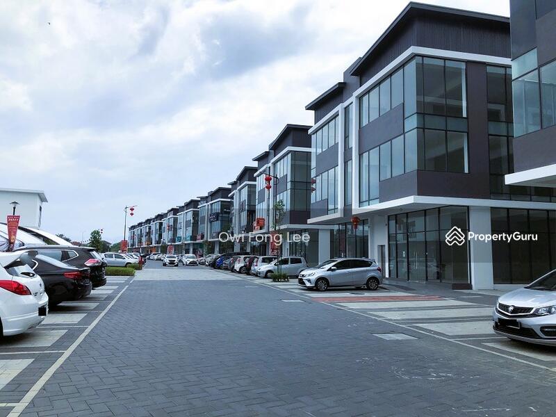 GROUND FLOOR Iconic Point New Commercial Hub Simpang Ampat, Jalan