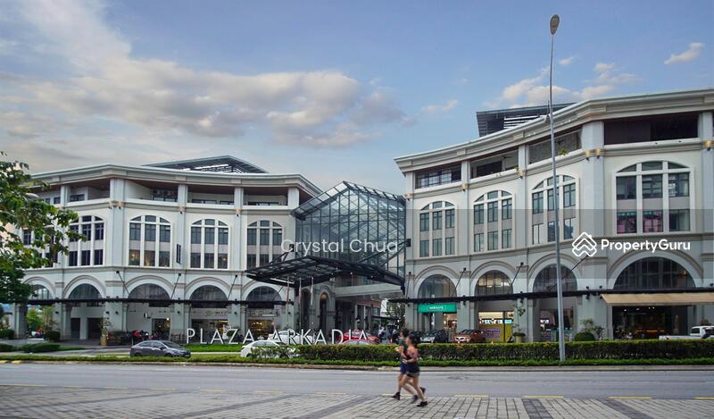 For Sale - Plaza Arkadia