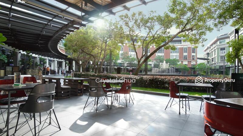 For Sale - Plaza Arkadia