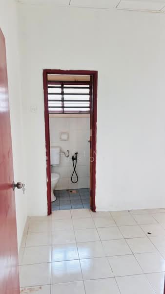 2-storey Terraced House for Rent in Puchong (Selangor) - Erin Yusof - Bathroom - PropertyGuru.com.my