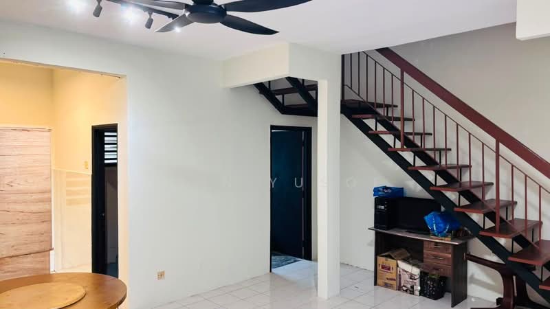 2-storey Terraced House for Rent in Puchong (Selangor) - Erin Yusof - Living Room - PropertyGuru.com.my