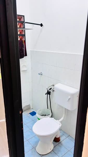 2-storey Terraced House for Rent in Puchong (Selangor) - Erin Yusof - Bathroom - PropertyGuru.com.my