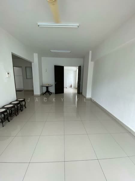 Condominium for Sale at Surin Condominium - Jacky Yeoh - Living Room - PropertyGuru.com.my