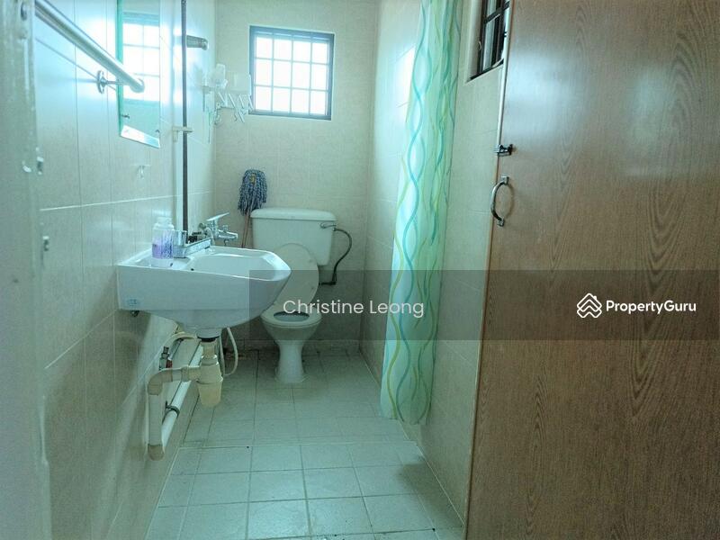 Untuk Dijual - Taman Kolam Air