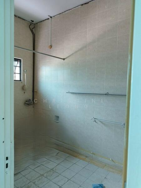 For Sale - Taman Kolam Air