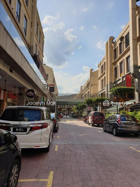 For Sale - Plaza Damas