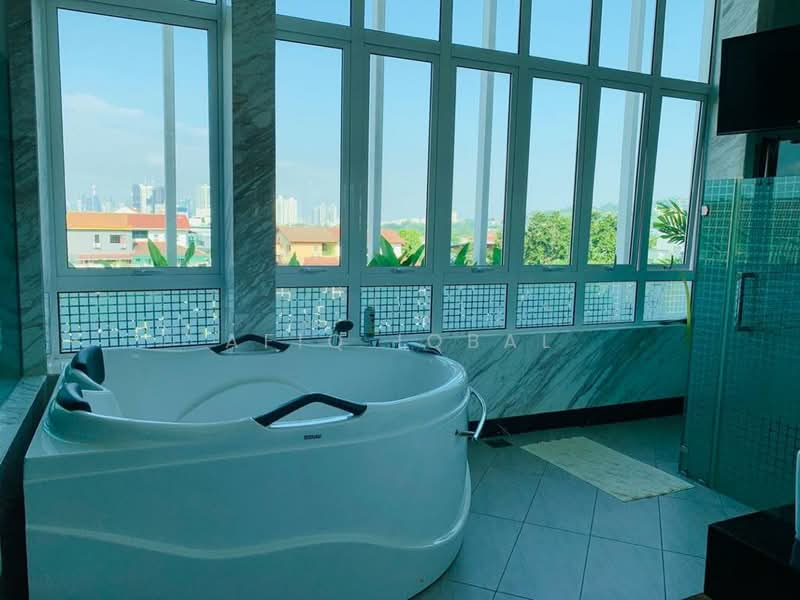 Bungalow for Sale in Ampang Jaya (Ampang) - Afiq Iqbal - Bathroom - PropertyGuru.com.my