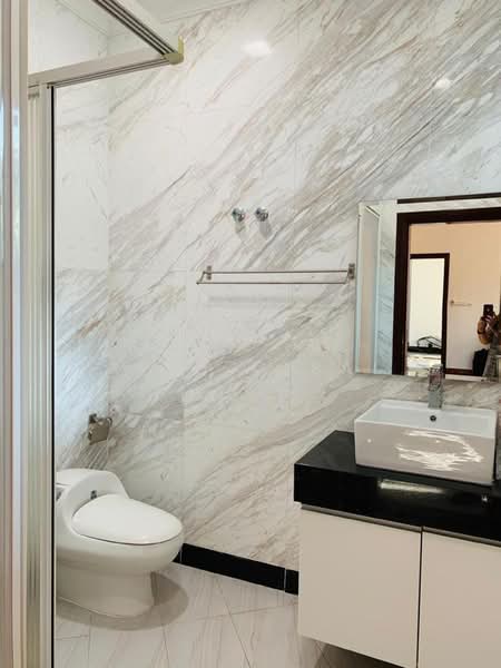 Bungalow for Sale in Ampang Jaya (Ampang) - Afiq Iqbal - Bathroom - PropertyGuru.com.my