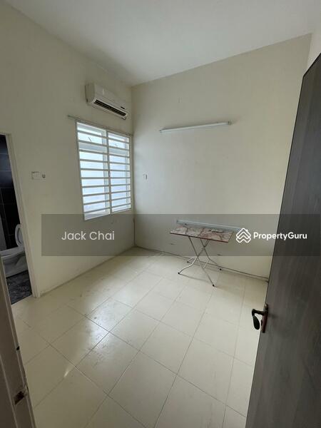 For Rent - Kampar Putra