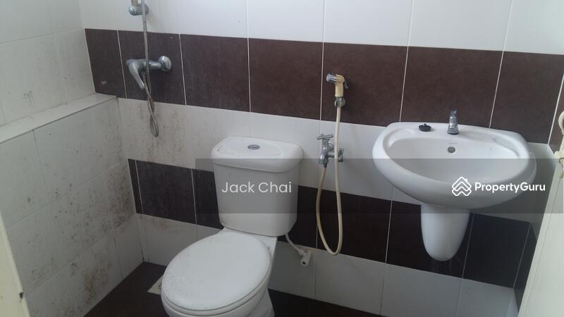For Rent - Kampar Putra