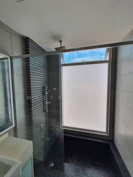 Service Residence for Rent at Zen Suites @ Zetapark - Meifen Low - Bathroom - PropertyGuru.com.my