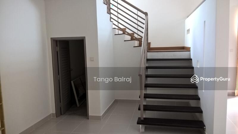 For Sale - Bandar Enstek