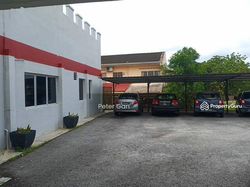 Untuk Disewa - First Garden Bungalow for Rent