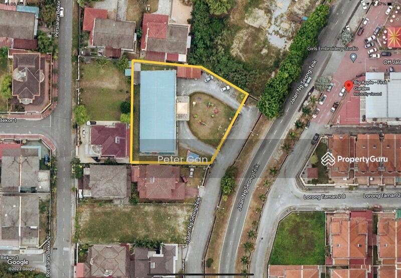 Untuk Disewa - First Garden Bungalow for Rent