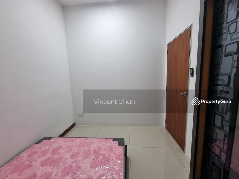 Paragon Suites CIQ, Jalan Stulang Darat Off Jalan Inderaputra, Johor