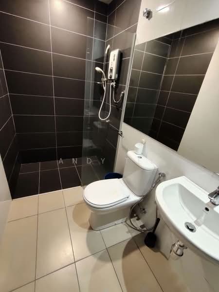 Service Residence for Rent at Utropolis Suites 2 - Andy Tee - Bathroom - PropertyGuru.com.my