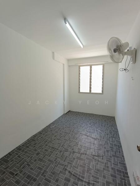 Untuk Disewa - Sri Saujana