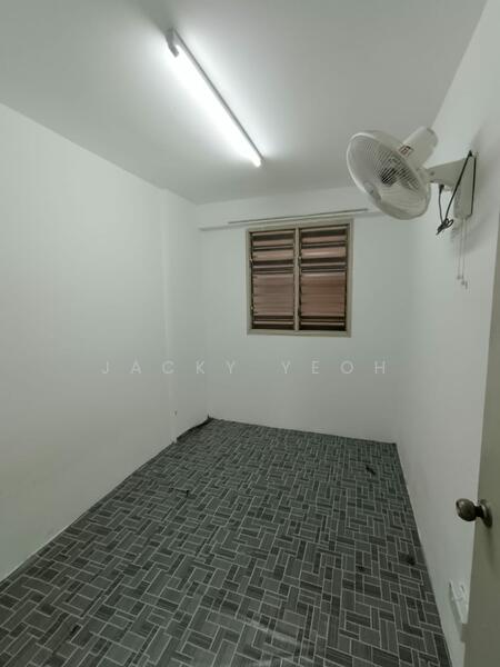 Untuk Disewa - Sri Saujana