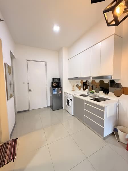 Service Residence for Rent at Southlink - Lawrence Loh - Kitchen - PropertyGuru.com.my