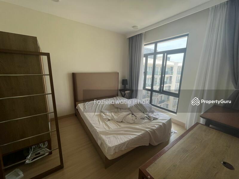 SEAVIEW & TOP FLOOR Timur Bay Seafront Residence Kuantan FULLY