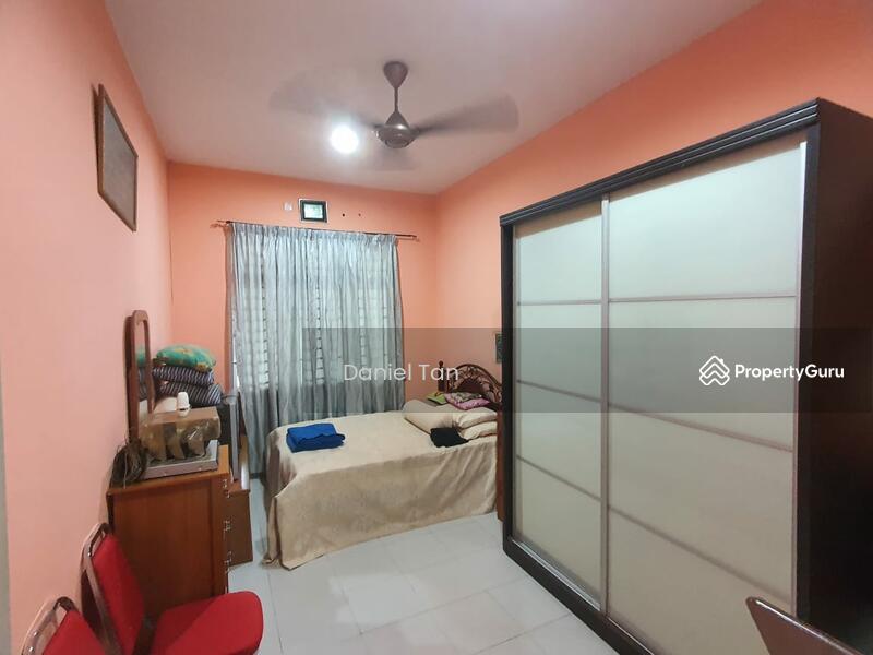 Single Storey Corner Jlan Merak Bdr Putra Kulai untuk Dijual RM