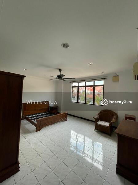 Untuk Disewa - Sri Suria