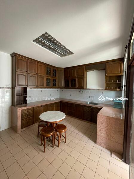 Untuk Disewa - Sri Suria