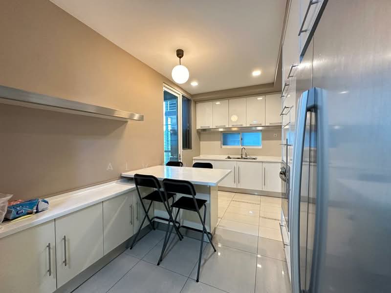 Condominium for Sale at Kiaramas Ayuria - Alvan Chin - Kitchen - PropertyGuru.com.my