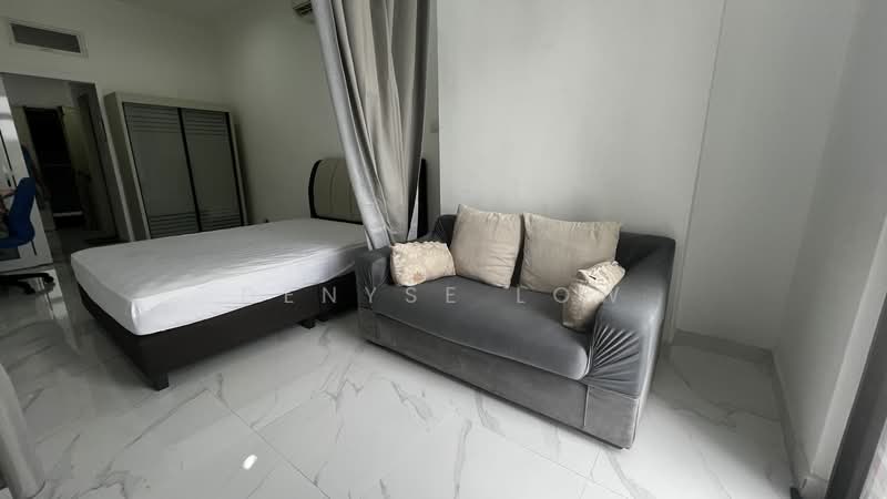 For Rent - Paramount View