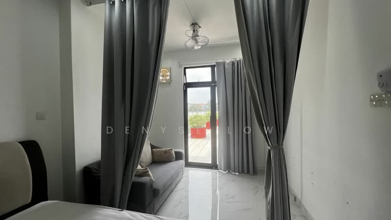 For Rent - Paramount View