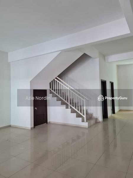 For Sale - NEW 3 Storey Terrace Taman Kota Syahbandar Melaka.