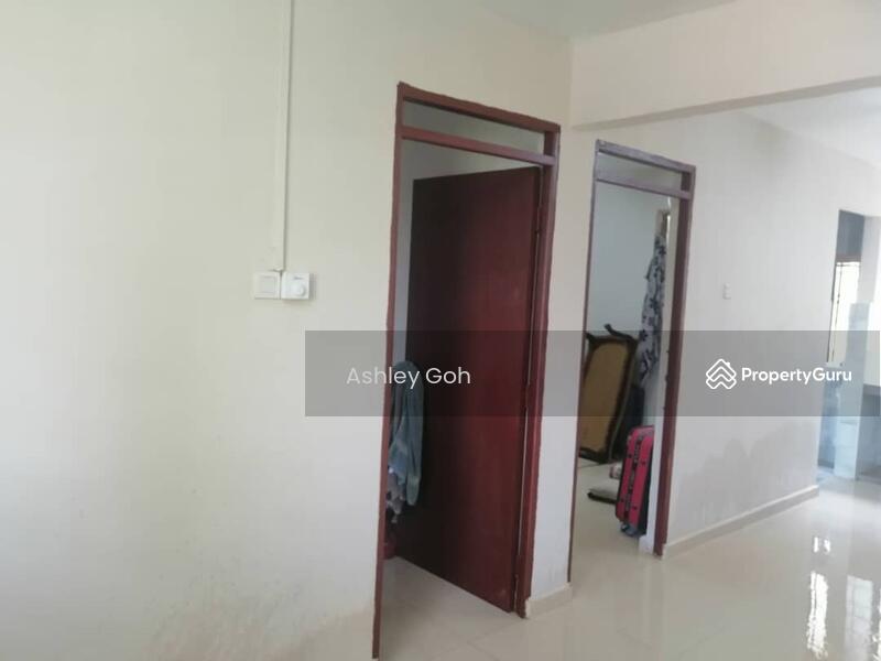 For Rent - Flat Taman Ungku Tun Aminah