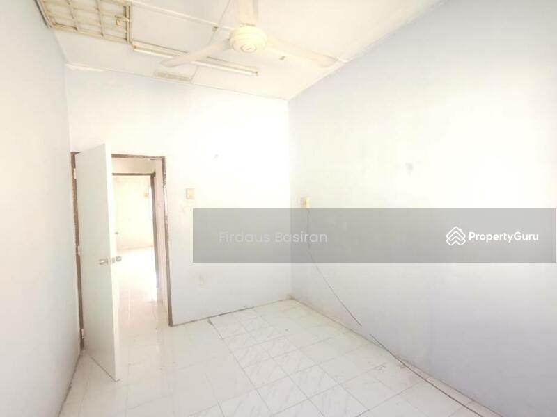 Double Storey JALAN SUNGAI KERAMAT 33 TAMAN KLANG UTAMA, Jalan Sungai