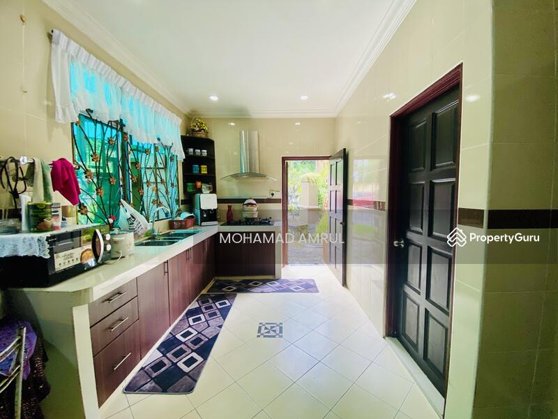 Untuk Dijual - Laman Oakleaf