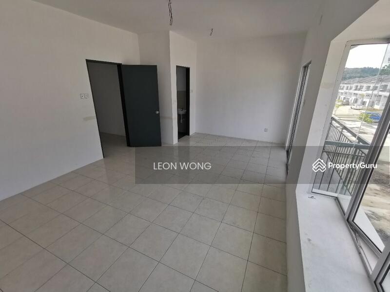 Rumah Teres 2 Tingkat untuk Dijual di Taman Scientex Rawang (Rawang) - LEON WONG - PropertyGuru.com.my