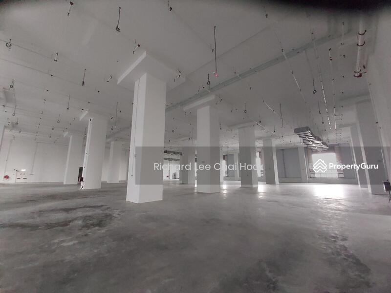 For Rent - 30,000 to 400,000 ft2 Warehouse/factory/ 30,000 至 400,000 平方尺仓库/工厂巴生,莎阿南