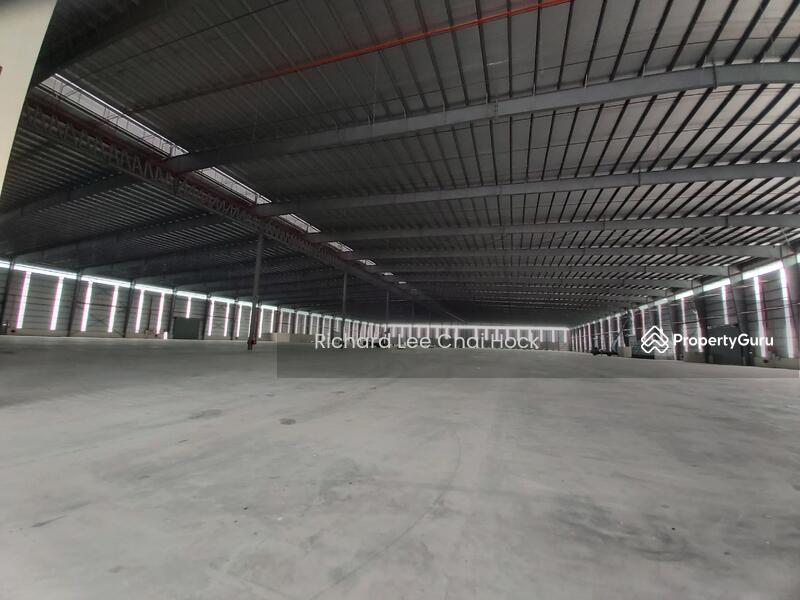 For Rent - 30,000 to 400,000 ft2 Warehouse/factory/ 30,000 至 400,000 平方尺仓库/工厂巴生,莎阿南