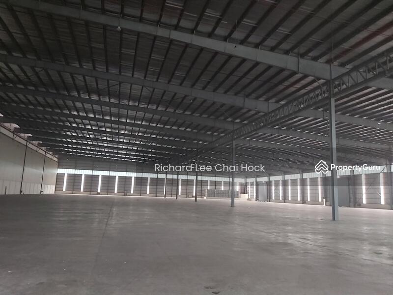 For Rent - 30,000 to 400,000 ft2 Warehouse/factory/ 30,000 至 400,000 平方尺仓库/工厂巴生,莎阿南