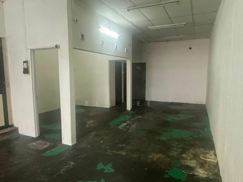Shop for Sale in Ayer Itam (Penang) - Ben Lee - Interior - PropertyGuru.com.my