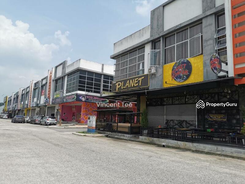 Untuk Dijual - 2Sty Shop 30x75 Near KFC Puncak Alam Kuala Selangor