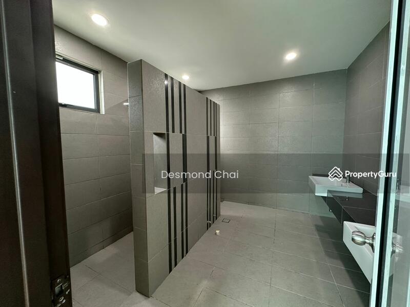 For Rent - Taman Saujana Heights