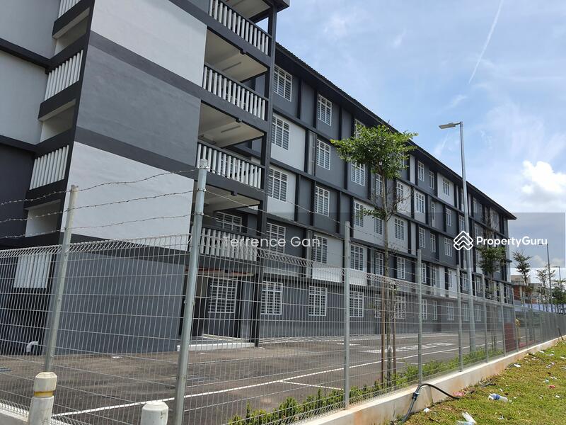 For Sale - SENAI CORNER 3 STOREY SHOP 42 X 80 sq ft RENTAL INCOME RM5000